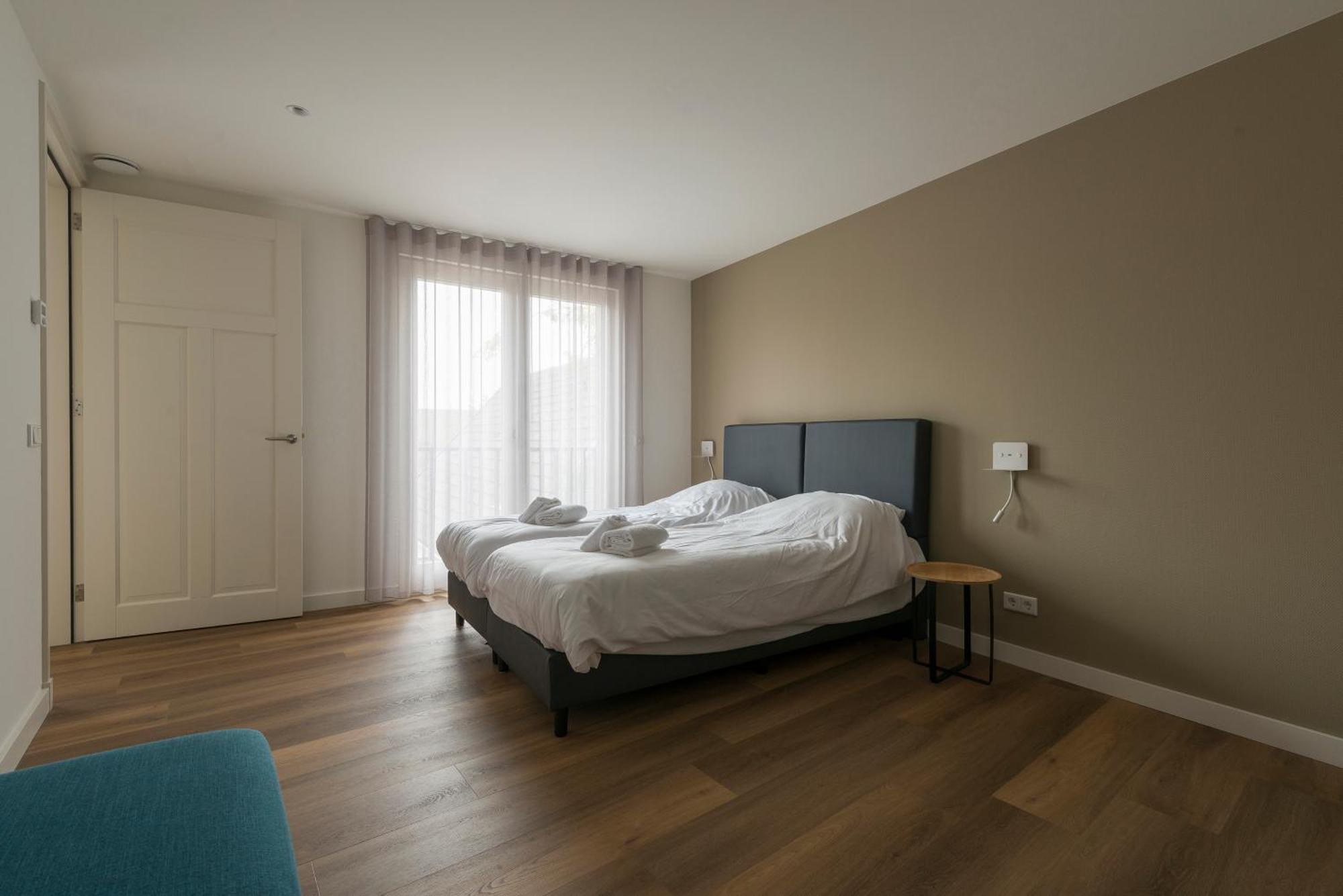 New Apartment In City Centre Large Оирсхот Экстерьер фото